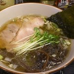 節系豚骨 麺場 三代目 - 鶏ガラしょうゆラーメン
