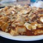 四川料理 聚客縁 - ランチの麻婆豆腐
