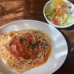 ビストロ レジョン - パスタランチA フレッシュトマトとバジル