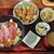 和食 美やま - 料理写真:限定五色丼（ごはん大盛；プラス トリカラ ２コ付）