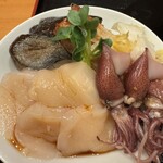 味処 むさし野 - 丼！300円って！？超お得なサイドでした