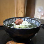 うどん兎屋 - 梅うどん（630円）・・夫がチョイス。サッパリしたものを食べたかったそう。