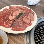 焼肉うしごろ - 