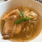 豚白湯創作麺処 友池 - 