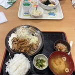 極楽湯 - お子様うどんと生姜焼き定食