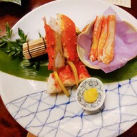かに道楽 新宿本店 - 剥き茹かに２種盛
                    『ズワイかに
                    ・タラバかに』