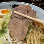 Ramen Gara Ya - チャーシューは脂身の少ない煮豚