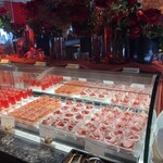 スカイビュッフェ51 - いちごプリン、ムース、杏仁豆腐、ローズヒップのいちごゼリーとほんといちご三昧。