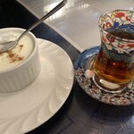 Yıldız Turkish Restaurant & Bar ユルディズ トルコレストラン - 