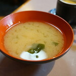 Nishikizushi - 味噌汁