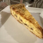 びすとろMARU - 自家製ベーコンと玉ねぎのキッシュ