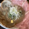鶏豚骨ラーメン 麺屋かがり