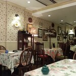 オールド・ローズ・ガーデン - 店内