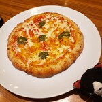 びっくりドンキー - マルゲリータは私が食べきれず、夫がヘルプ(^-^)