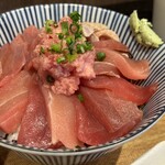 丼ぶり屋 まぐろ丼 恵み - 