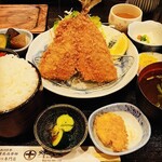 ランチ お刺身の新鮮な真鯵、アジフライ御膳