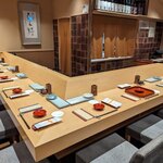 焼鳥 ひら野 - 店内(カウンター席)