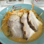 Kurumaya Ramen - ネギ味噌チャーシュー（3枚）硬めニンニク多め、半ライス