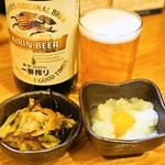 Sumibiyakiniku Nakamuraya - 2014.1 お通し（250円）のキャベツ漬とうずらおろし