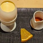 焼鳥 ひら野 - 来店時のデザートの卵プリン(プレミアム 花椿コース)