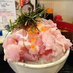 魚匠屋 - たっぷり海鮮みぞれ丼1,500円