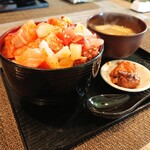 海鮮焼・海鮮丼・海鮮鍋 きしょうや - 海鮮ユッケ丼