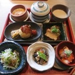 ごはんや　はなはな - 