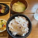 ごはん家 豆豆菜菜 - ごはん大①