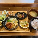 ごはん家 豆豆菜菜 - 料理写真:コロッケランチ