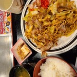 Retoro Teppan Izakaya Gacha - 