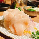 Washoku Koshitsu Izakaya Uomasu - 馬刺し