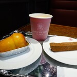 ANTICO CAFFE AL AVIS - ババ ナチュラーレ、チョコラータ、アーモンドミルクラッテ