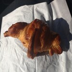 ぱん屋 のぶ - クロワッサン。小さいけど、本物。