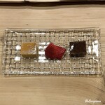 御料理 寺沢 - 自家製プリンにイチゴに水羊羹