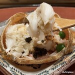 御料理 寺沢 - 剥き身は木製スプーンで