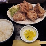 ランチ唐揚げ定食650円
