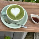 庭cafe443 in Todoroki - 抹茶ラテ