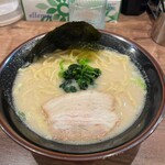 横濱家系ラーメン 武田家 札幌すすきの店 - 