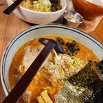 白樺山荘 - 辛口味噌ラーメン　ちょい辛