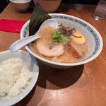 熊本ラーメン ひごもんず - 