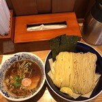 Tsukesoba Kanda Katsumoto - 清湯つけそば1000円