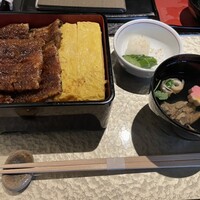 炭焼きうなぎ・かしわ 登河 - 