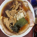 三番亭 - メンマチャーシュー麺（930円）