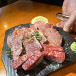 焼肉ホルモン 瞭 - 