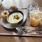 トレイクル マーケット&コーヒー - レアチーズとストロベリー、チョコとオレンジのおからマフィン