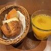 ピッツェリア メリ プリンチペッサ - 自家製パンとドリンク