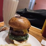 BURGER&MILKSHAKE CRANE - 