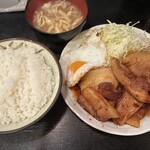 森の茶屋 - チャーシュー950円