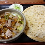 万吉うどん - 肉盛り大うどん７５０円