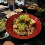 Robatayaki Garo - 炭火焼き　キムチ焼肉丼